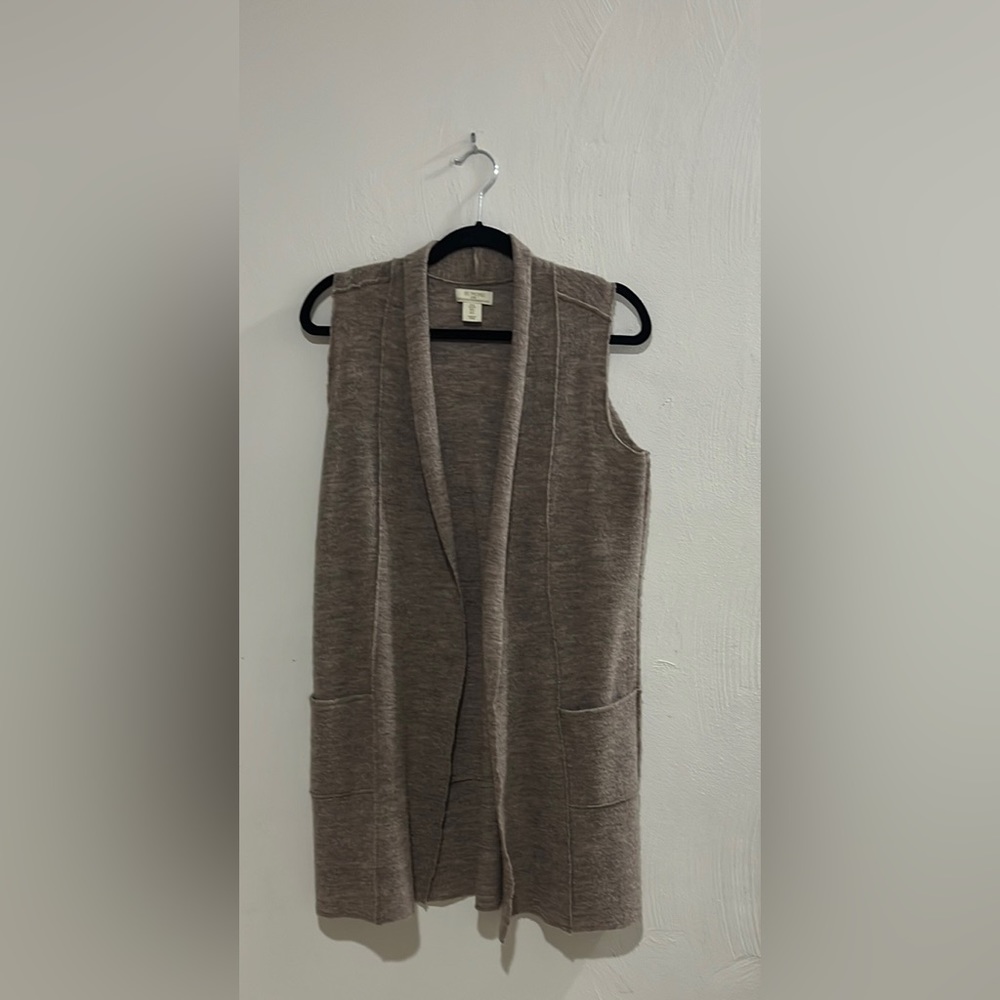 St. Tropez Wool Sleeveless Jacket